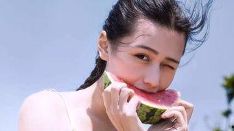 吃瓜伤感图片高清,高清伤感瞬间，触动心灵深处