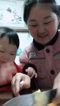 baby吃瓜搞笑视频